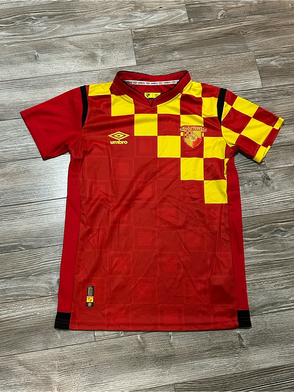 Goztepe SK 2024/25 Authentic Umbro Home Soccer Jersey Size Small